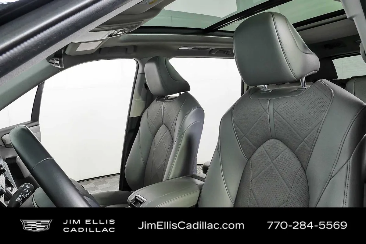 2021 Toyota Highlander Platinum thumbnail 5
