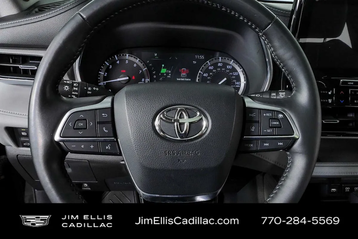 2021 Toyota Highlander Platinum thumbnail 8