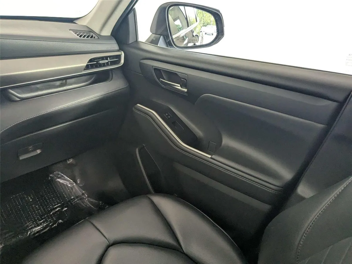 2021 TOYOTA HIGHLANDER XLE thumbnail 41