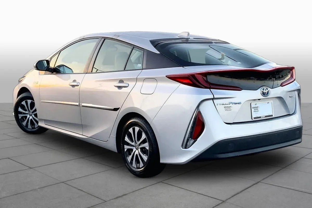 2021 Toyota Prius Prime XLE thumbnail 12