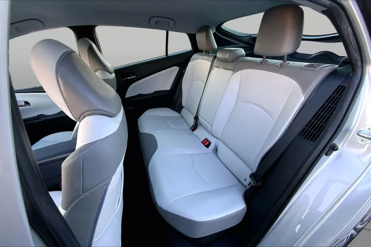 2021 Toyota Prius Prime XLE thumbnail 20