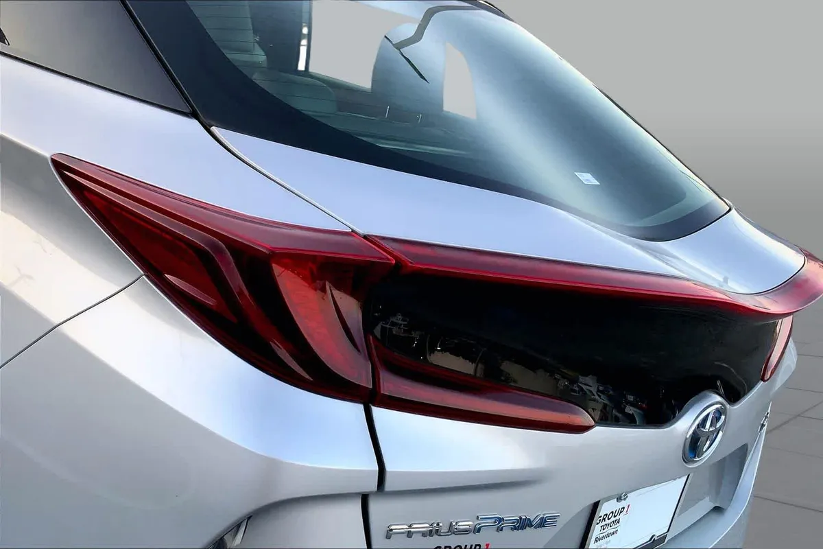 2021 Toyota Prius Prime XLE thumbnail 27