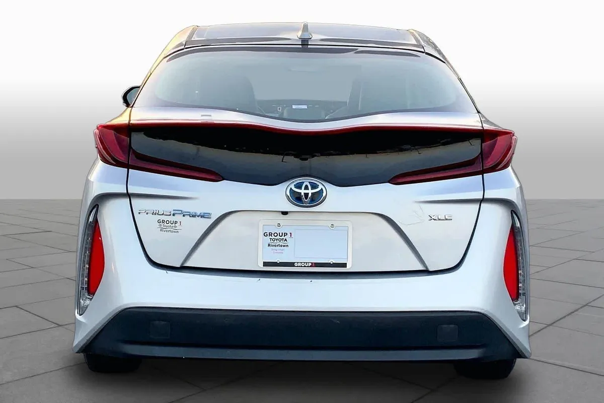 2021 Toyota Prius Prime XLE thumbnail 5