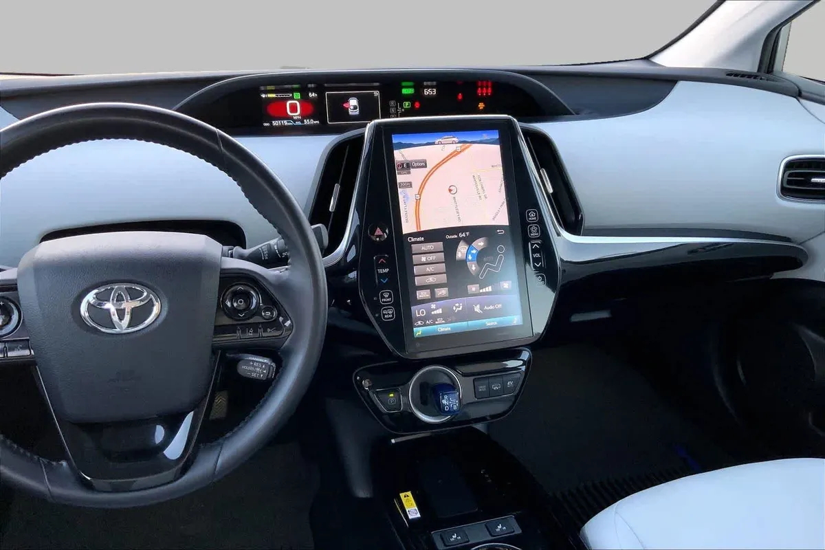2021 Toyota Prius Prime XLE thumbnail 7