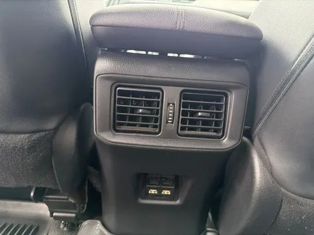 2021 Toyota RAV4 Hybrid XSE thumbnail 23