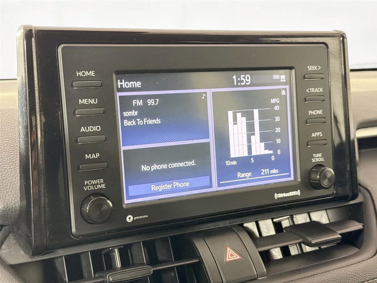 2021 Toyota RAV4 XLE thumbnail 20