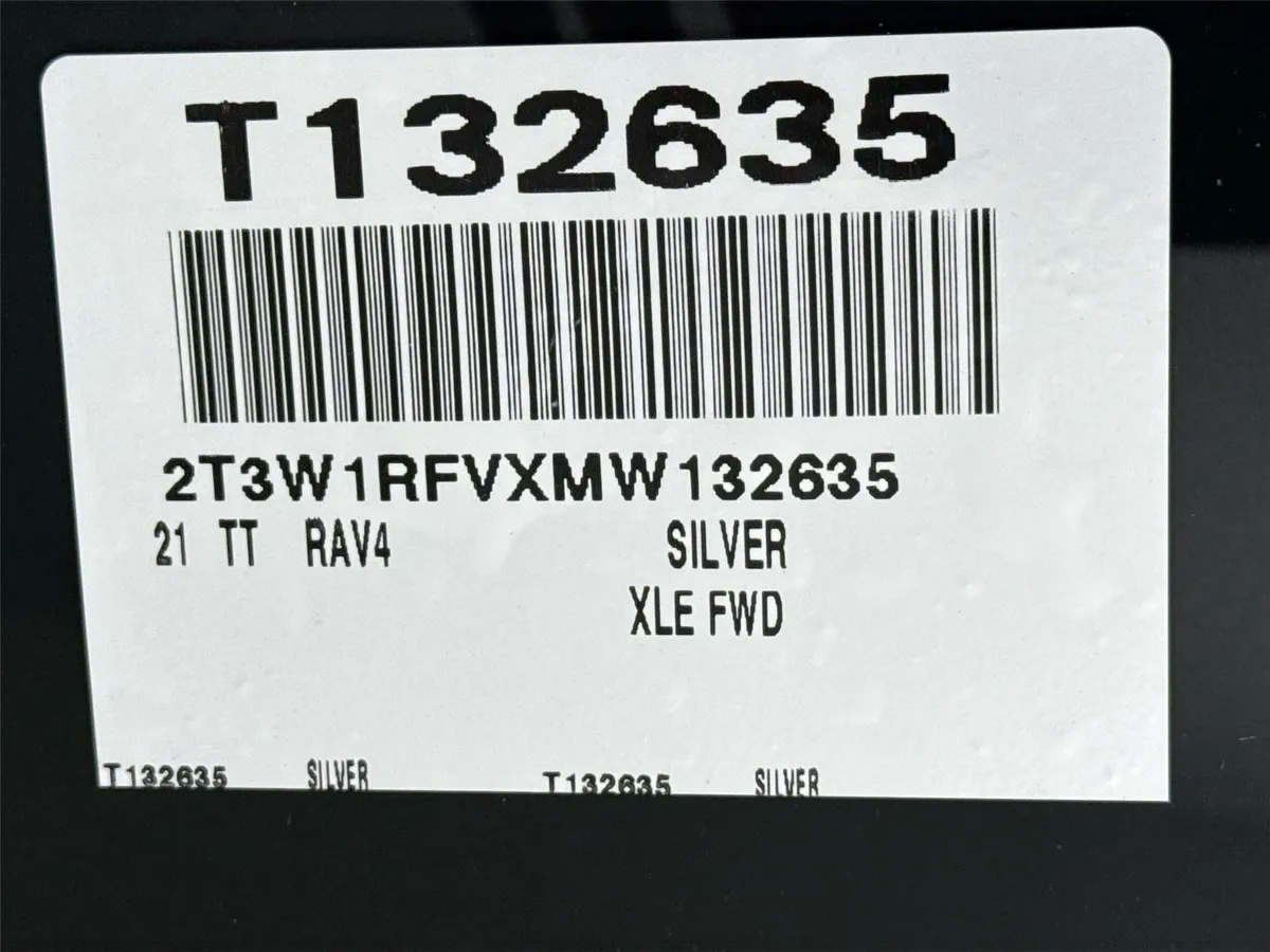 2021 Toyota RAV4 XLE thumbnail 42