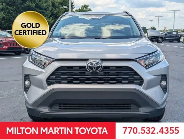 2021 Toyota RAV4 XLE thumbnail 12