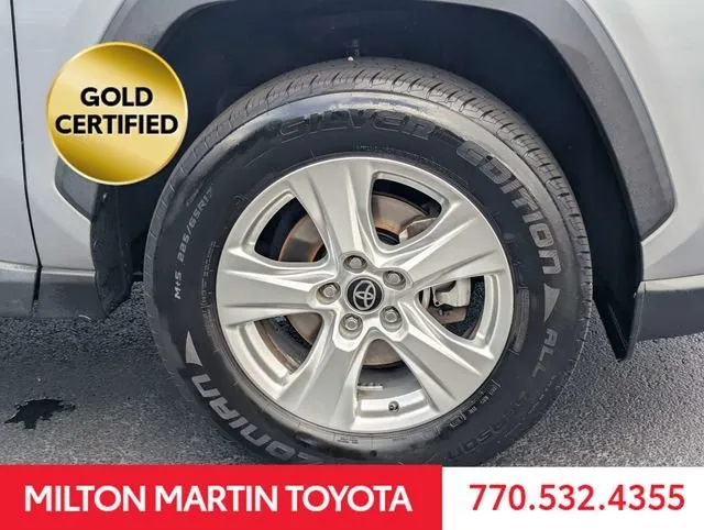 2021 Toyota RAV4 XLE thumbnail 14