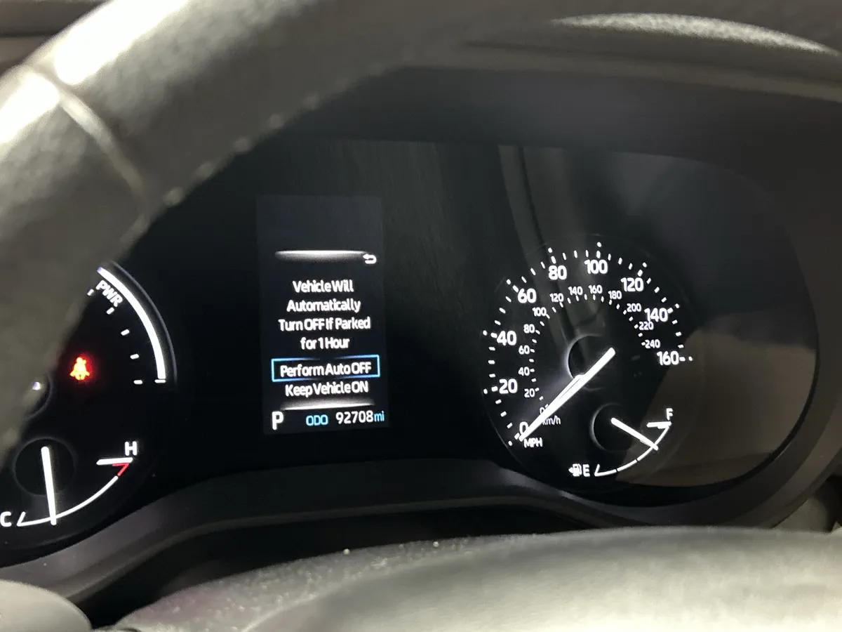 2021 Toyota Sienna XLE thumbnail 7
