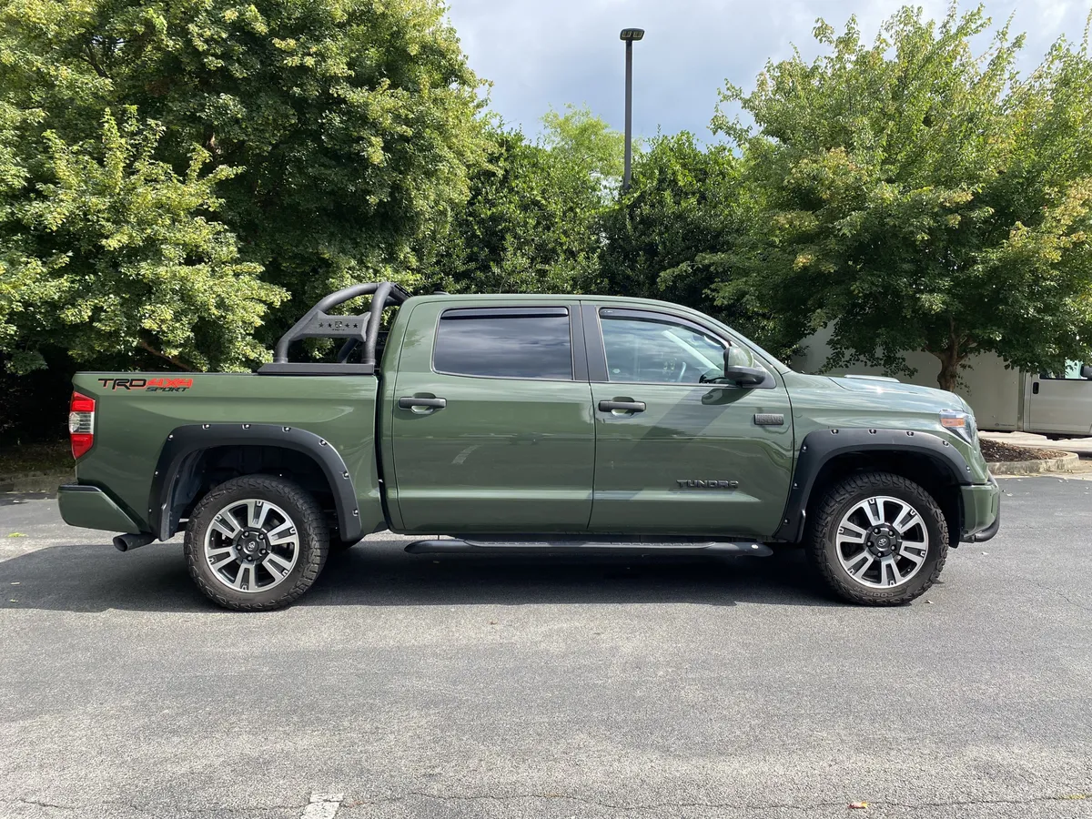 2021 Toyota Tundra 4WD SR5 thumbnail 9
