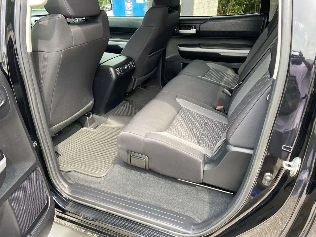 2021 Toyota Tundra SR5 thumbnail 19