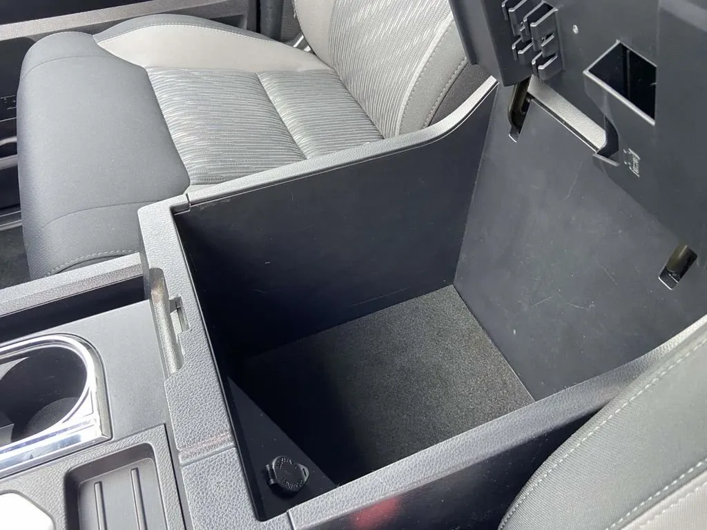 2021 Toyota Tundra SR5 thumbnail 27