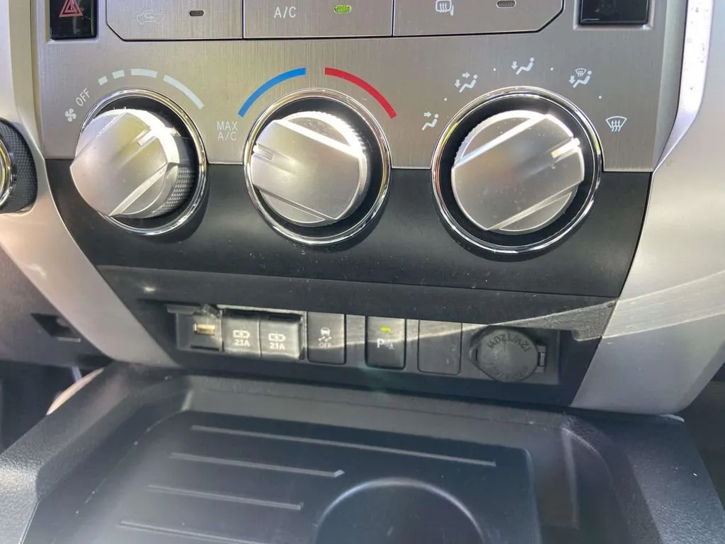 2021 Toyota Tundra SR5 thumbnail 25