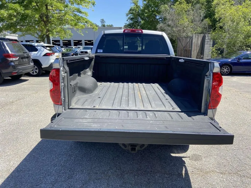 2021 Toyota Tundra SR5 thumbnail 8
