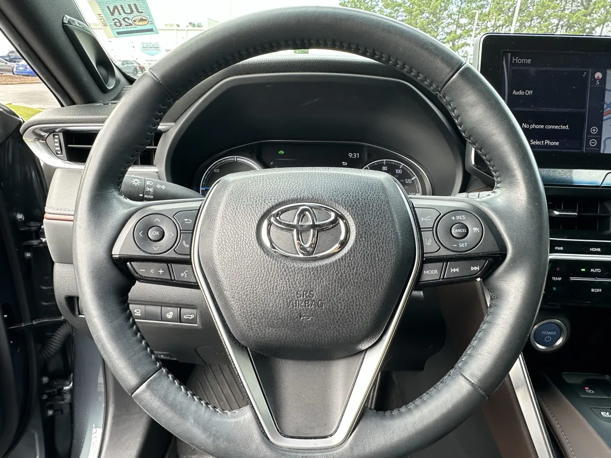 2021 Toyota Venza Limited AWD thumbnail 6