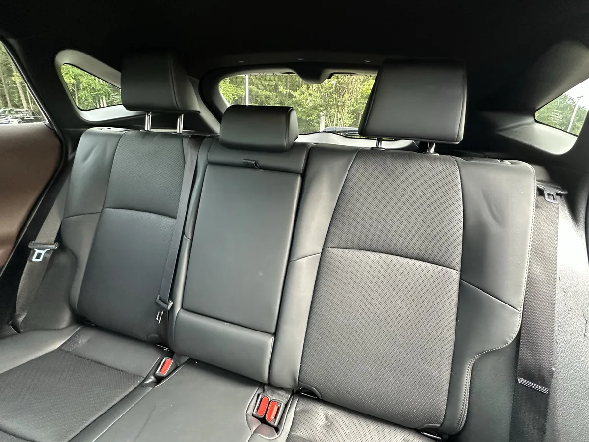 2021 Toyota Venza Limited AWD thumbnail 8