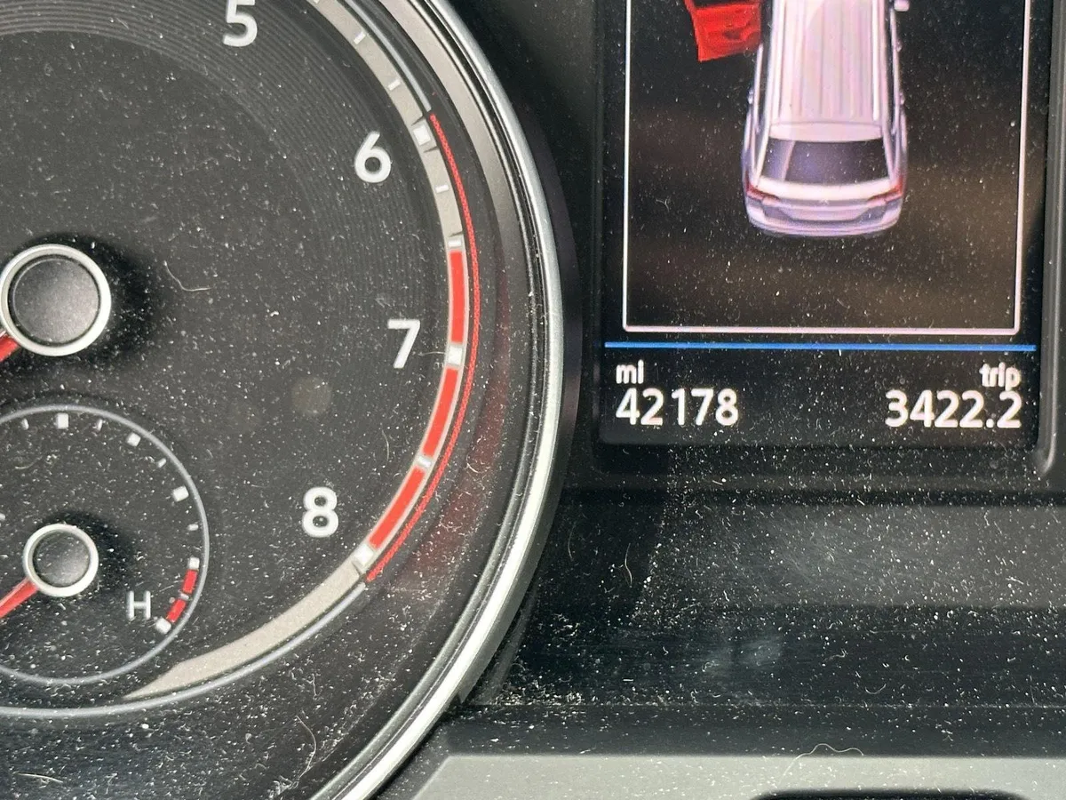 2021 Volkswagen Atlas 3.6L V6 SE w/Technology thumbnail 13