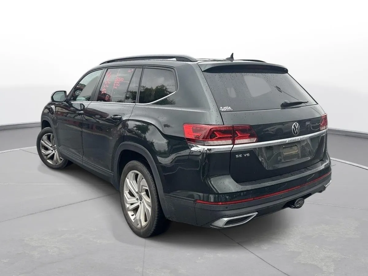 2021 Volkswagen Atlas 3.6L V6 SE w/Technology thumbnail 8
