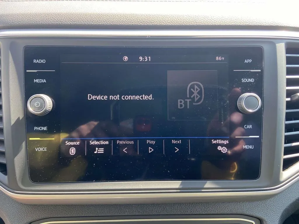 2021 Volkswagen Atlas 3.6L V6 SE w/Technology R-Line thumbnail 25