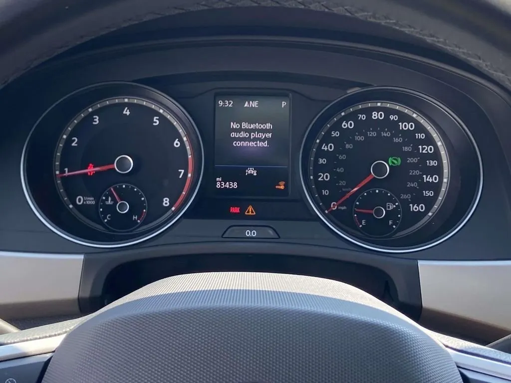 2021 Volkswagen Atlas 3.6L V6 SE w/Technology R-Line thumbnail 37