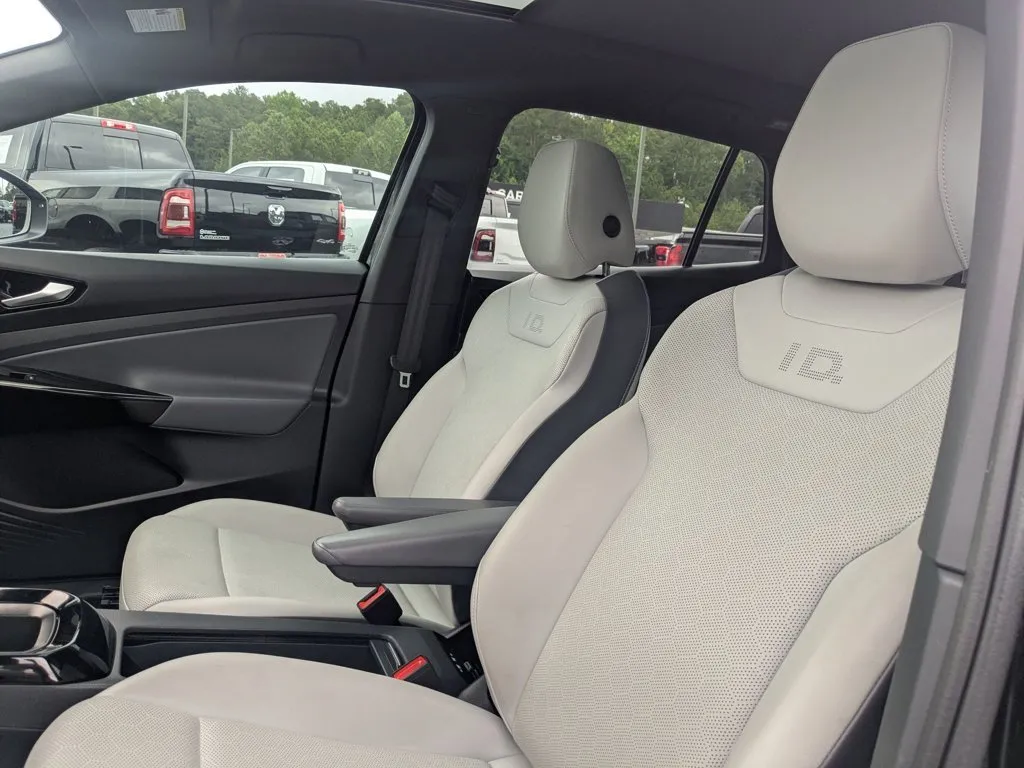 2021 Volkswagen ID.4 Pro S thumbnail 14
