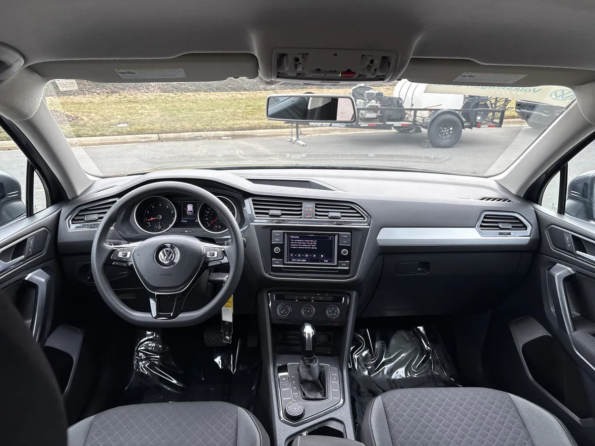 2021 Volkswagen Tiguan S thumbnail 19