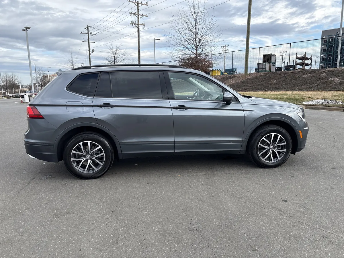 2021 Volkswagen Tiguan S thumbnail 9