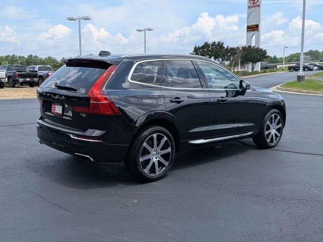 2021 Volvo XC60 T5 Inscription thumbnail 3