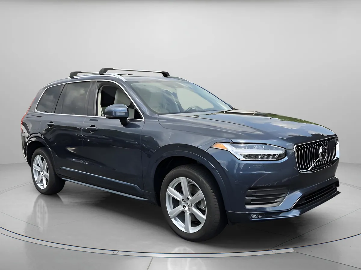 2021 Volvo XC90 Momentum thumbnail 7