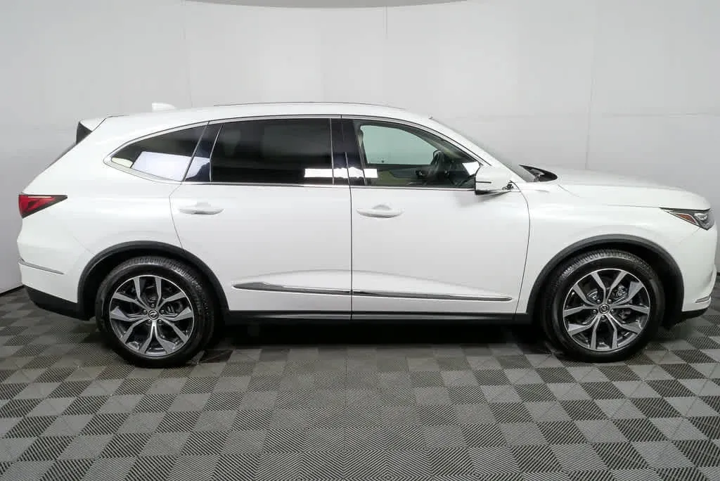 2022 ACURA MDX w/Technology Package thumbnail 2