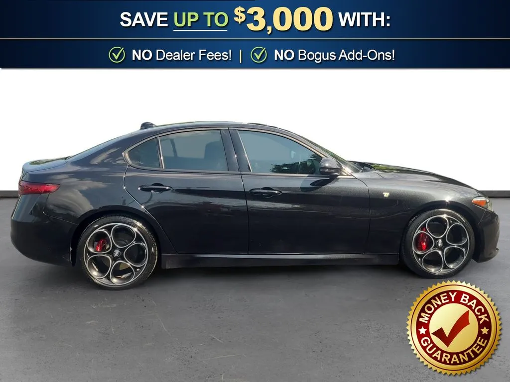 2022 Alfa Romeo Giulia Ti thumbnail 8