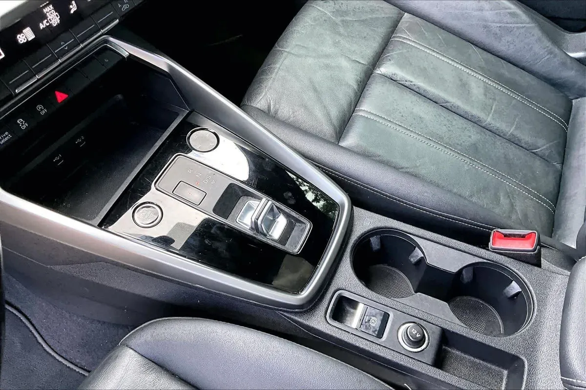 2022 Audi A3 Premium thumbnail 17