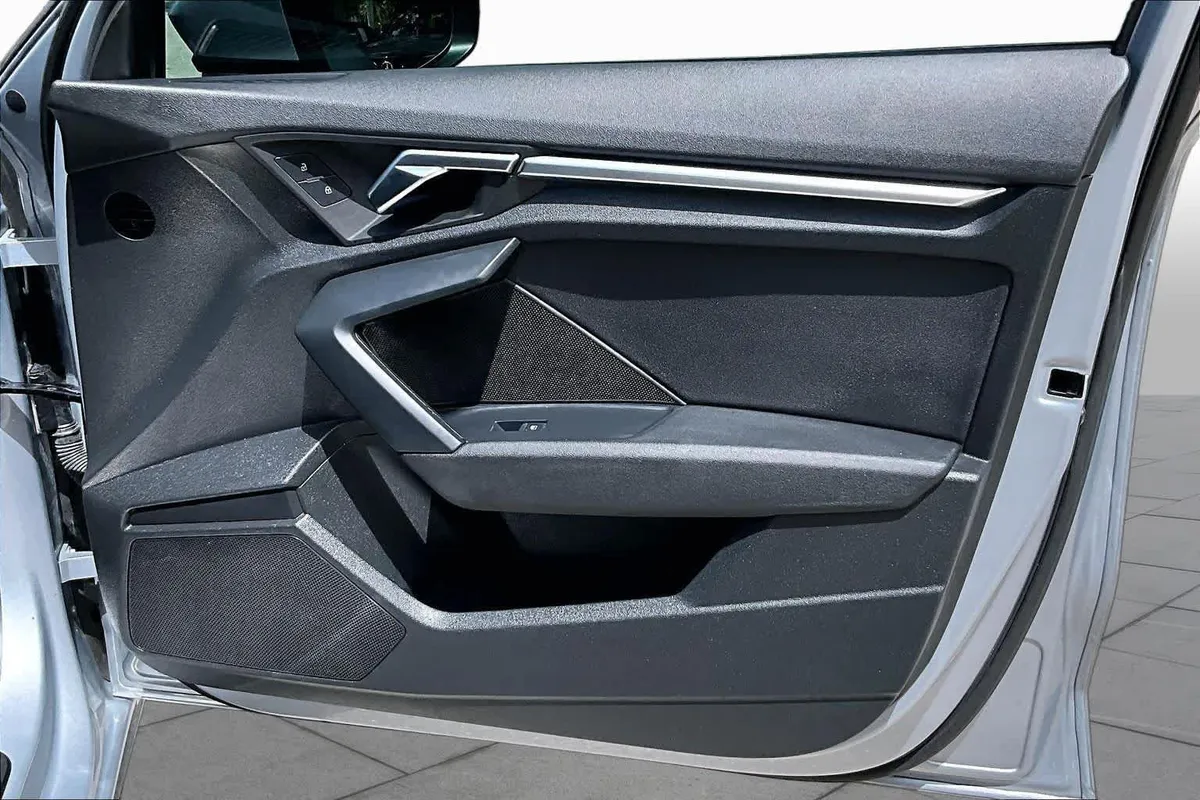 2022 Audi A3 Premium thumbnail 27