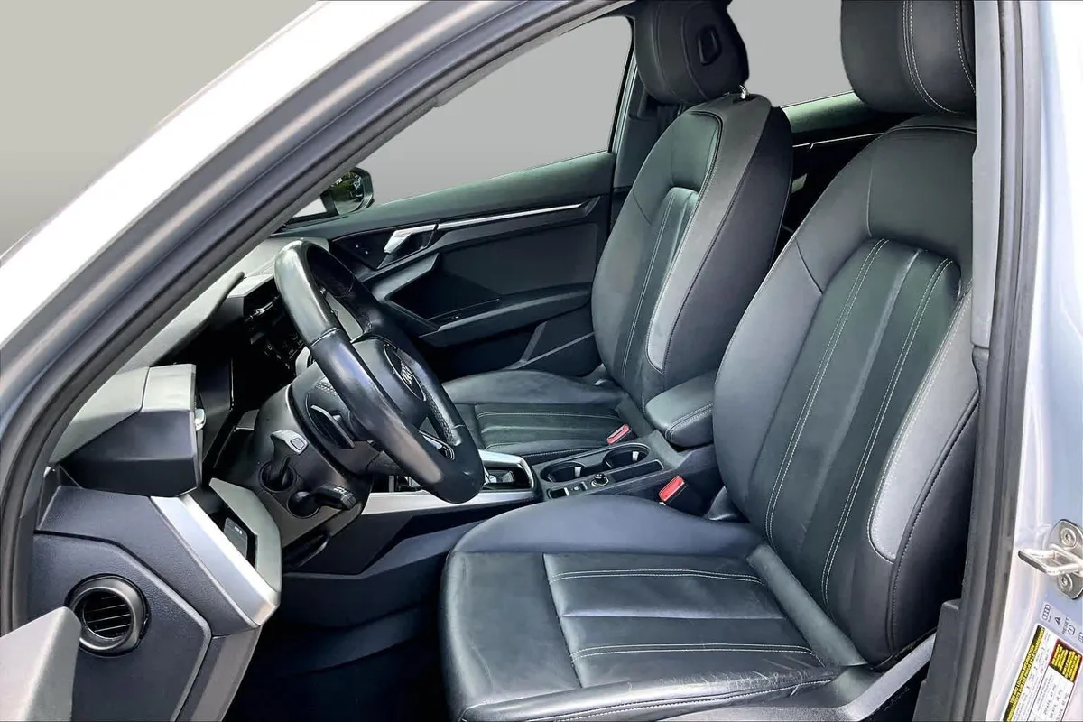 2022 Audi A3 Premium thumbnail 8