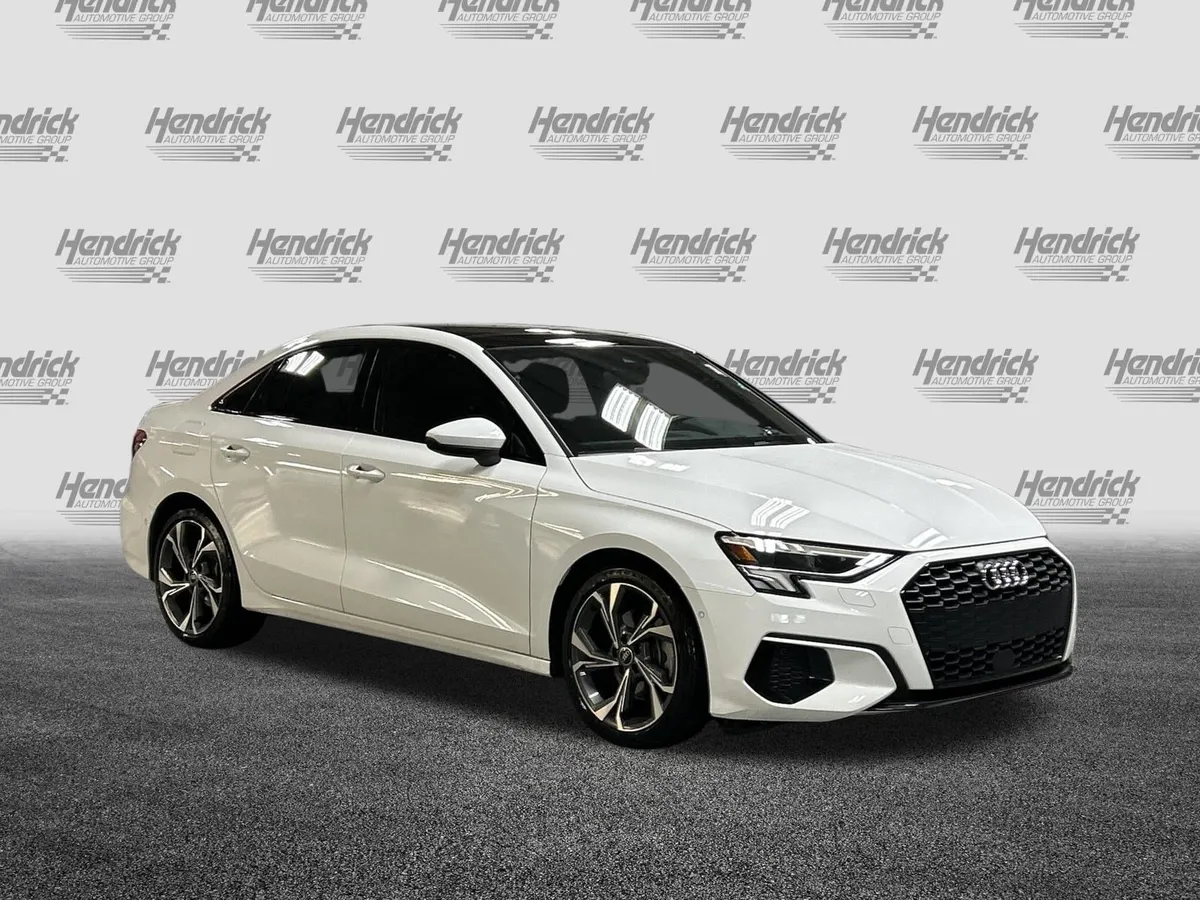 2022 Audi A3 Premium Plus thumbnail 2