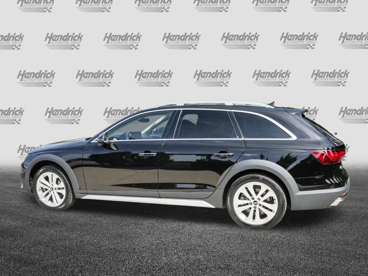 2022 Audi A4 allroad Premium thumbnail 6