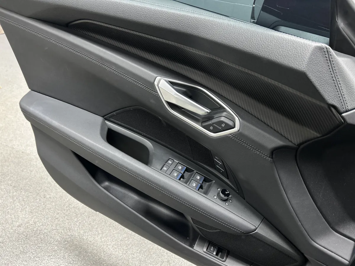 2022 Audi e-tron GT Premium Plus thumbnail 16