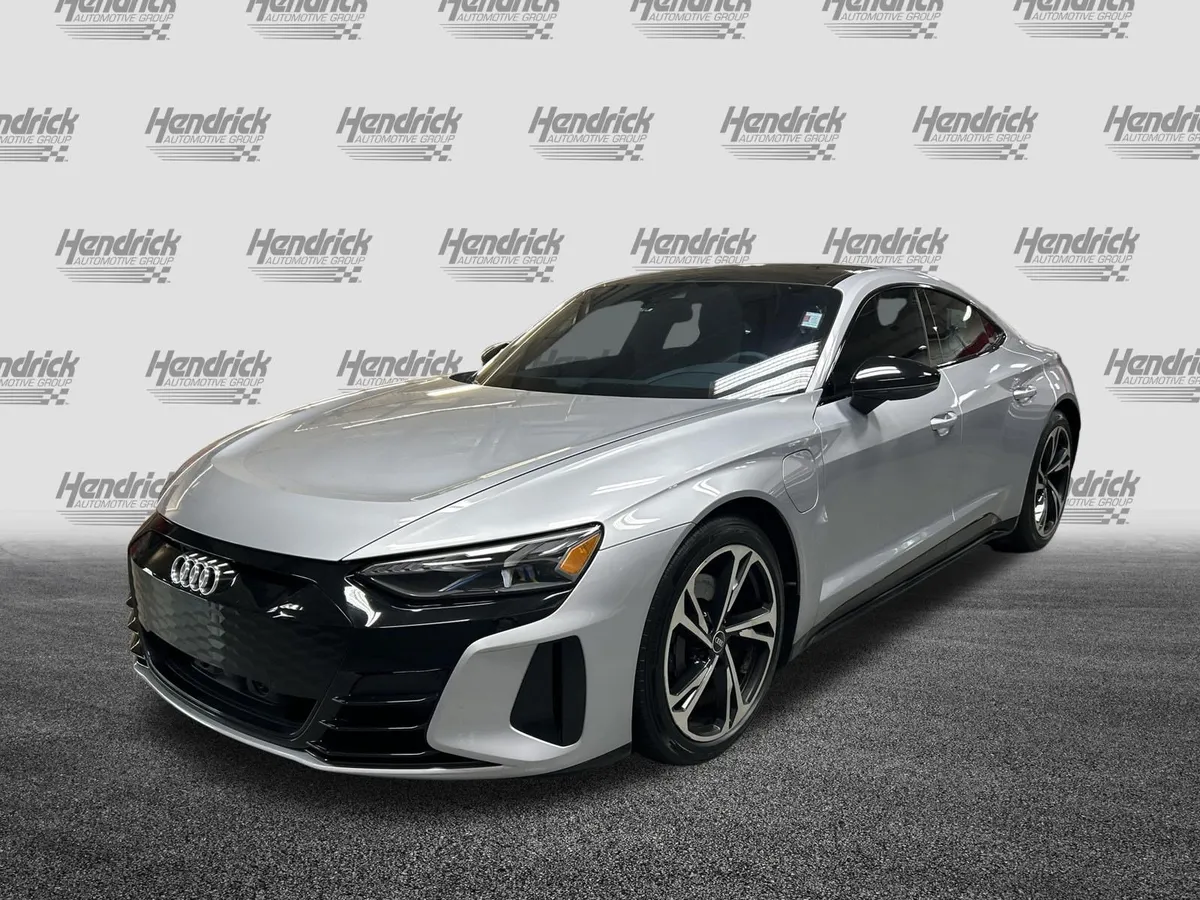 2022 Audi e-tron GT Premium Plus thumbnail 5