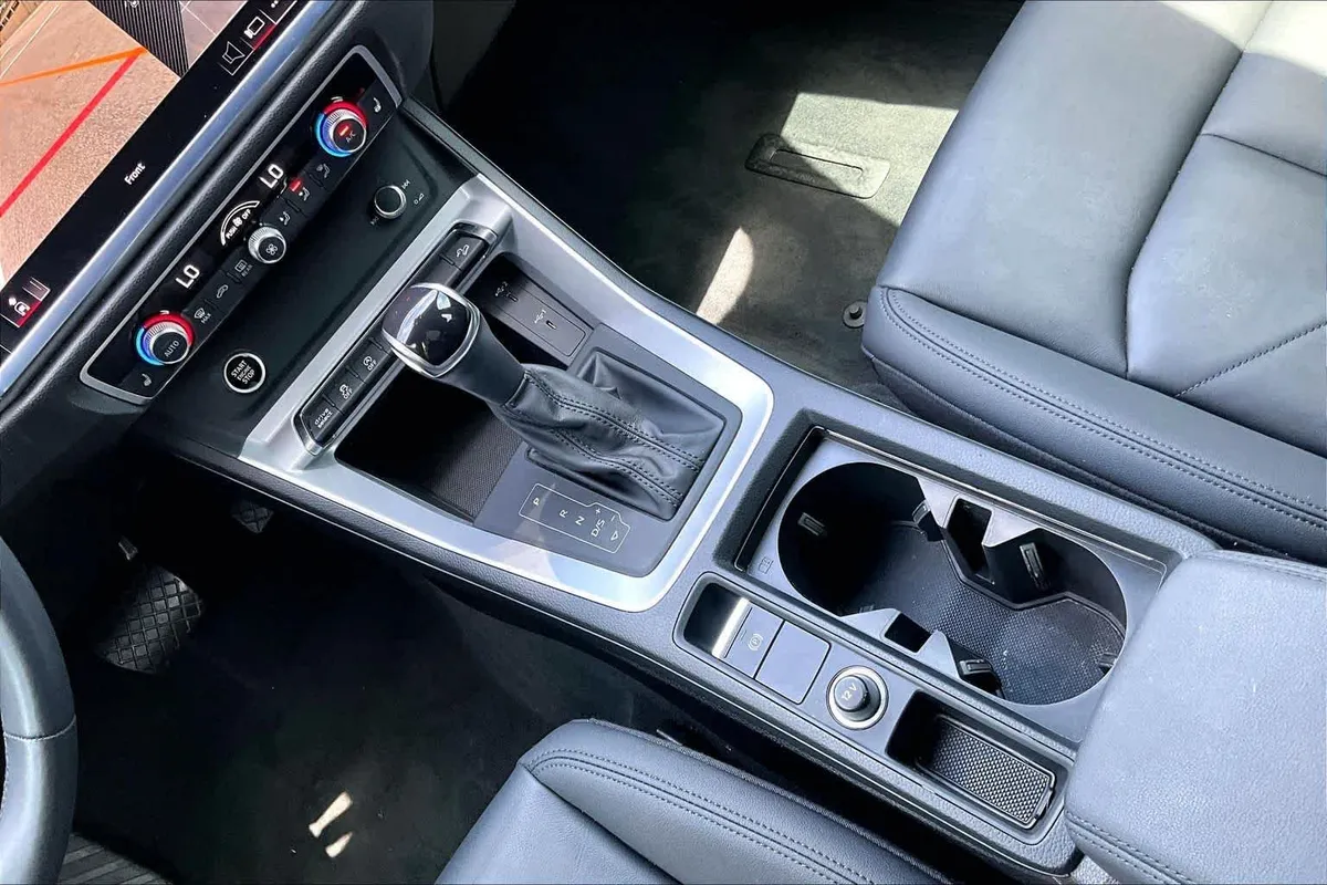2022 Audi Q3 S line Premium Plus thumbnail 17
