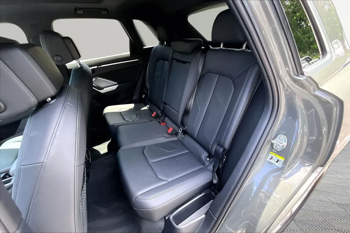 2022 Audi Q3 S line Premium Plus thumbnail 21