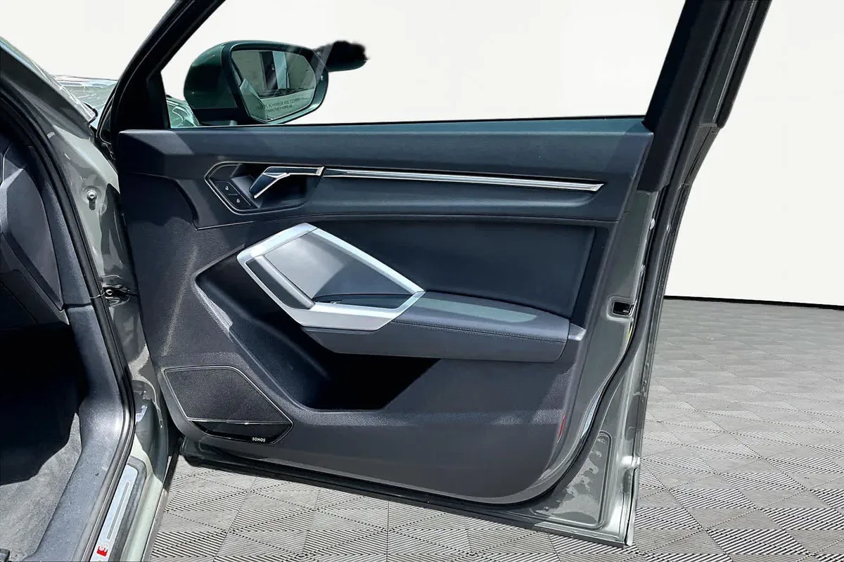 2022 Audi Q3 S line Premium Plus thumbnail 23