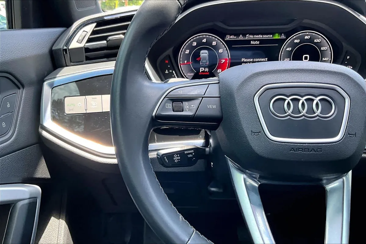 2022 Audi Q3 S line Premium Plus thumbnail 24