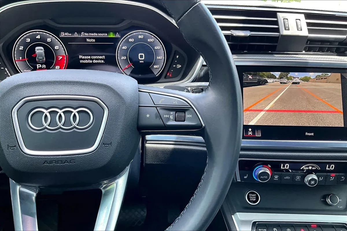 2022 Audi Q3 S line Premium Plus thumbnail 25