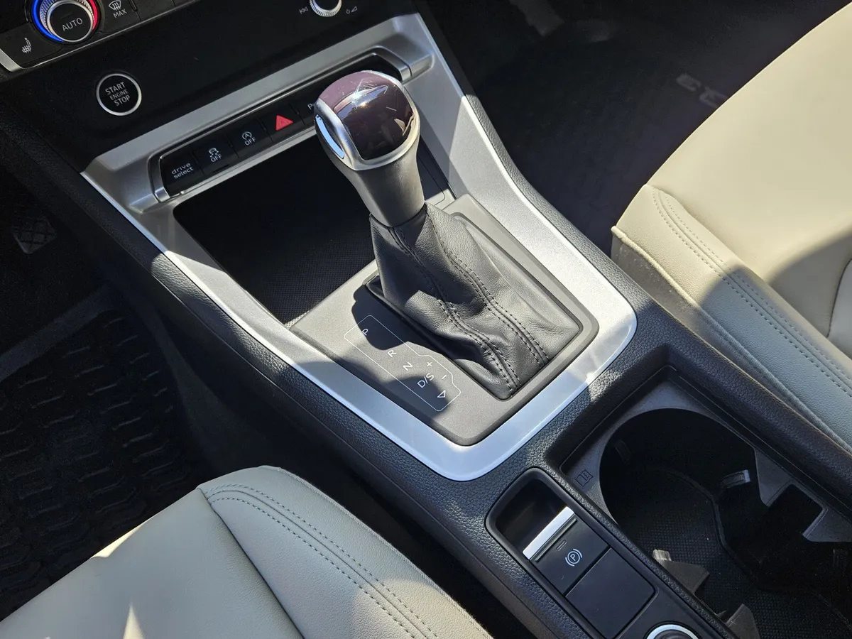 2022 Audi Q3 S line Premium thumbnail 18