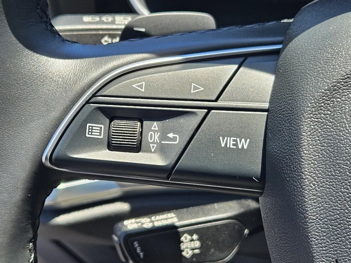 2022 Audi Q3 S line Premium thumbnail 25