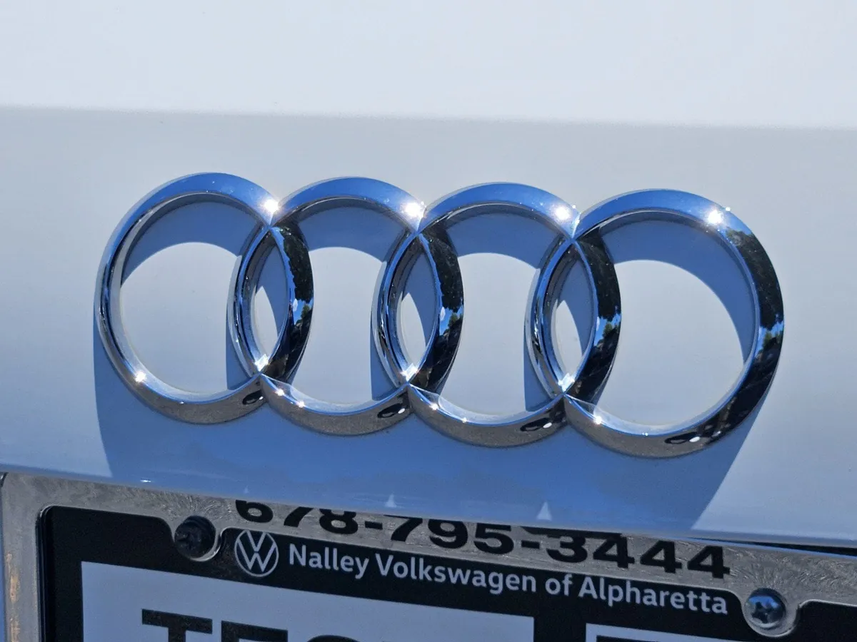 2022 Audi Q3 S line Premium thumbnail 29