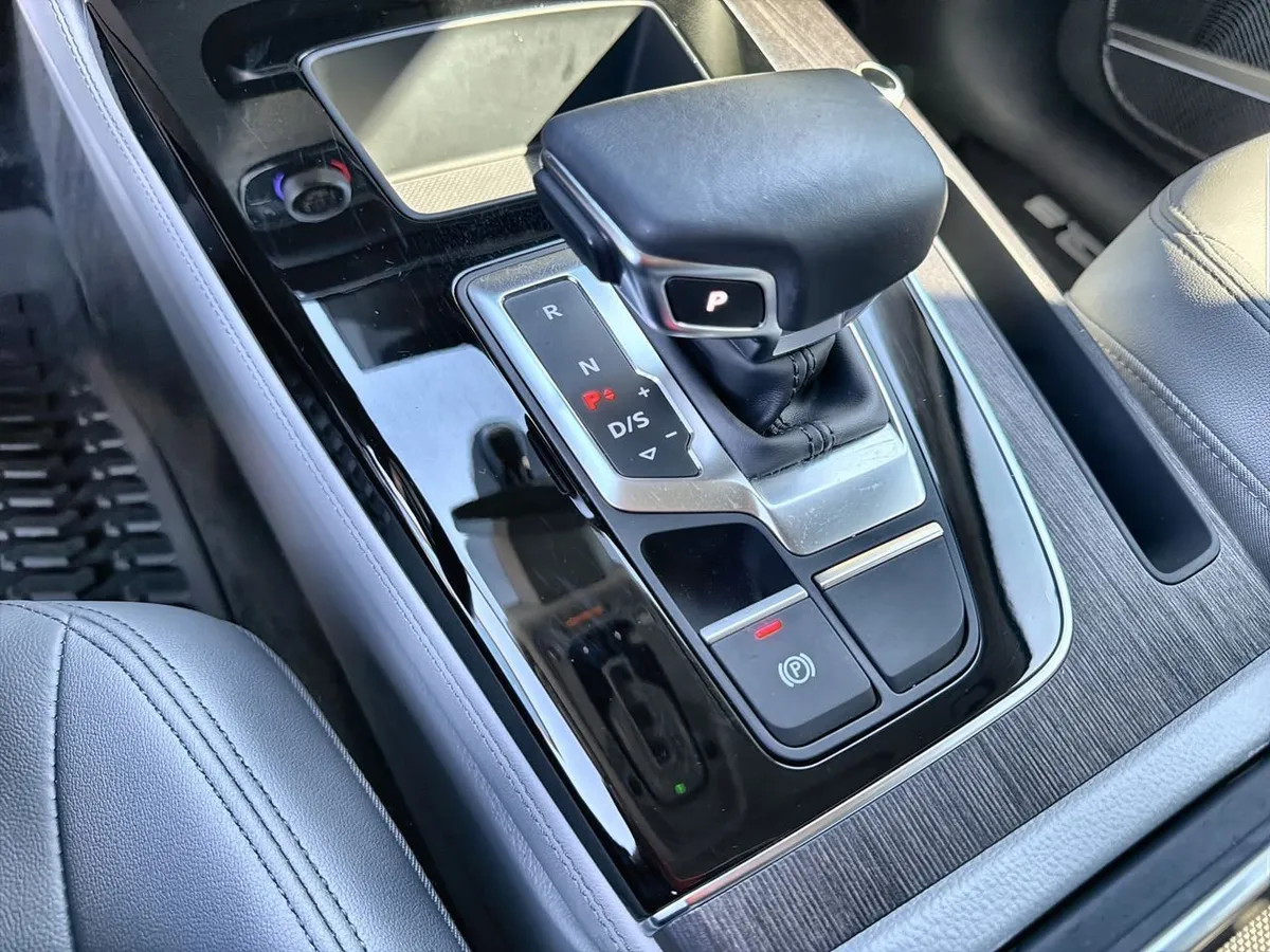 2022 Audi Q5 Premium Plus 40 TFSI quattro S tronic thumbnail 14