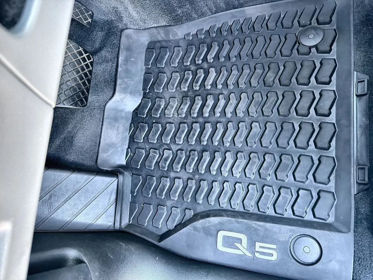 2022 Audi Q5 Premium Plus 40 TFSI quattro S tronic thumbnail 30