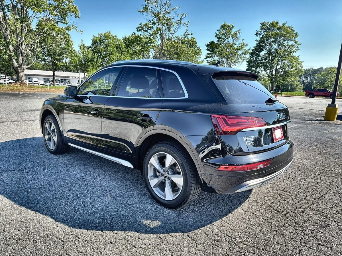 2022 Audi Q5 Premium Plus 40 TFSI quattro S tronic thumbnail 6